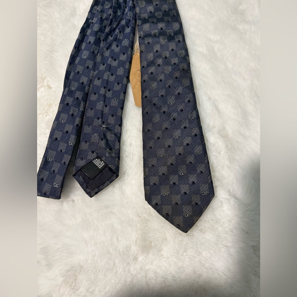 Authentic Dolce & Gabbana Necktie 100% Silk Made In Italy Pre-Owned